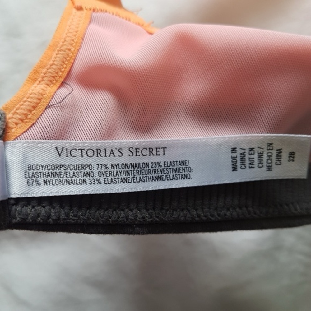 Victorias Secret Colorful Racerback Adjustable Strap Padded Sports Bra Sz 32B - Picture 7 of 7